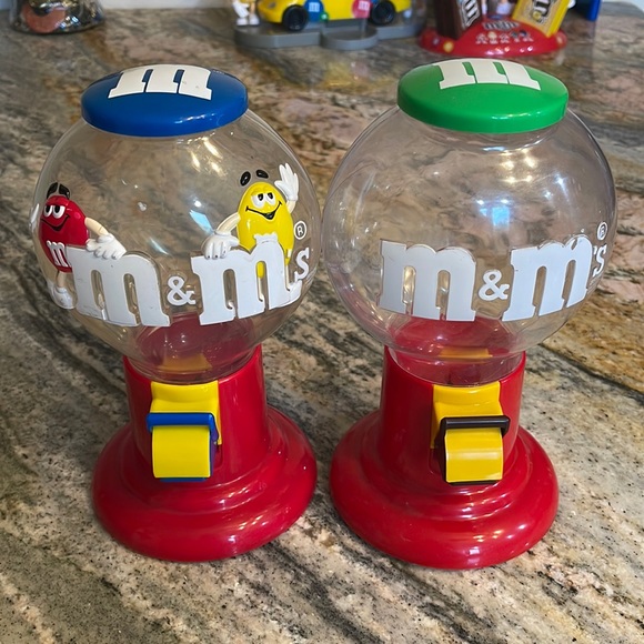 M&M’s collection candy dispensers - Picture 1 of 4